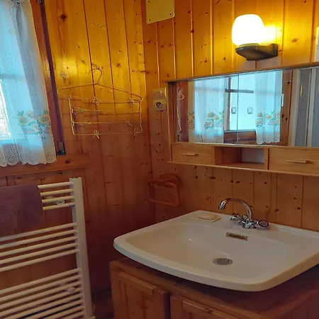 In With Sauna Chalet
