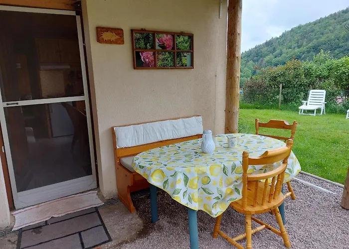 샬레 With Garden In Lotharingen 생 모리스 쉬르 모젤