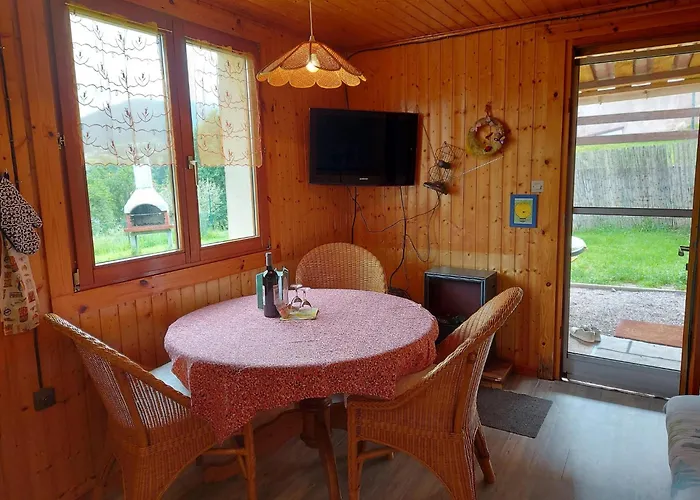 With Garden In Lotharingen Chalet *